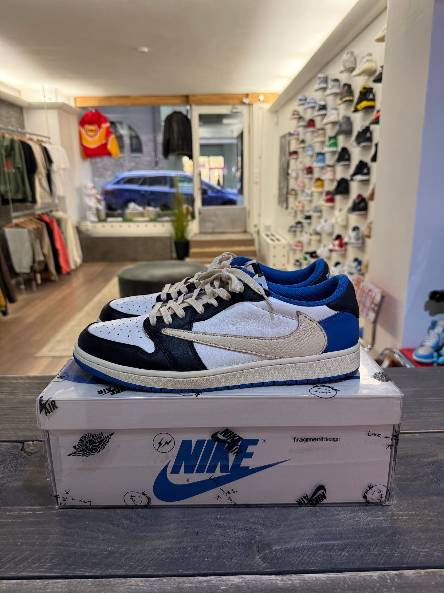 Jordan 1 Retro Low OG SP Fragment x Travis Scott (Eu: 45,5)