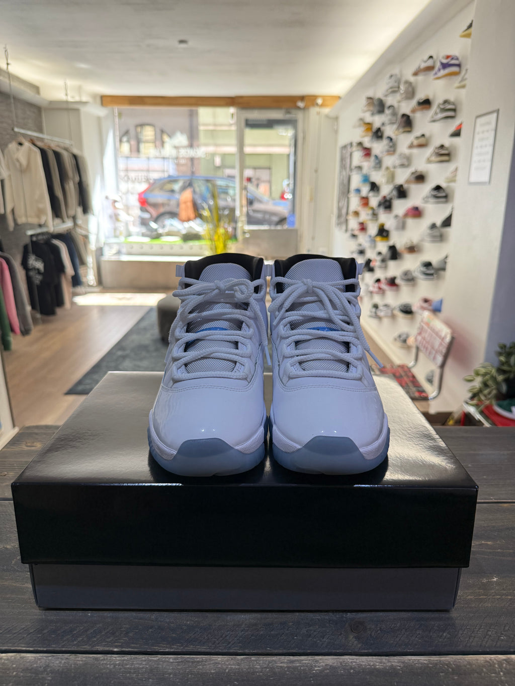 Jordan 4 Retro SB Navy (Eu: 44.5)