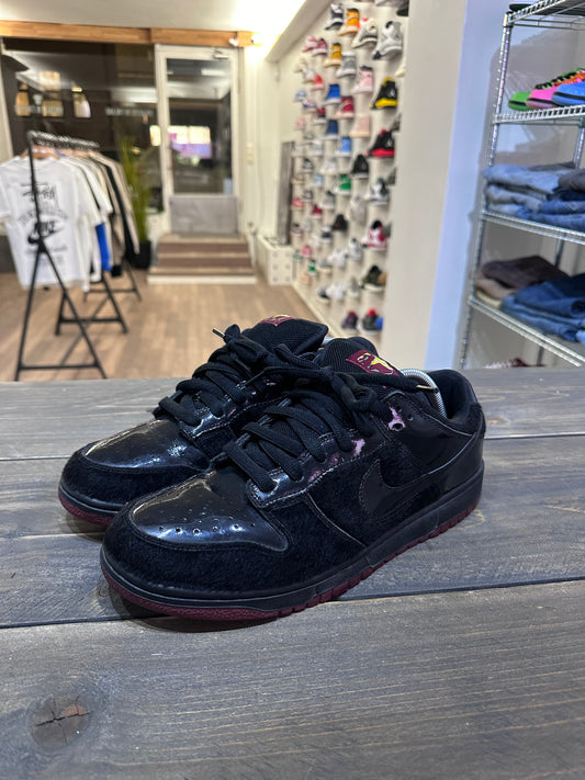 Nike SB Dunk Low Mafia (Eu: 44.5)