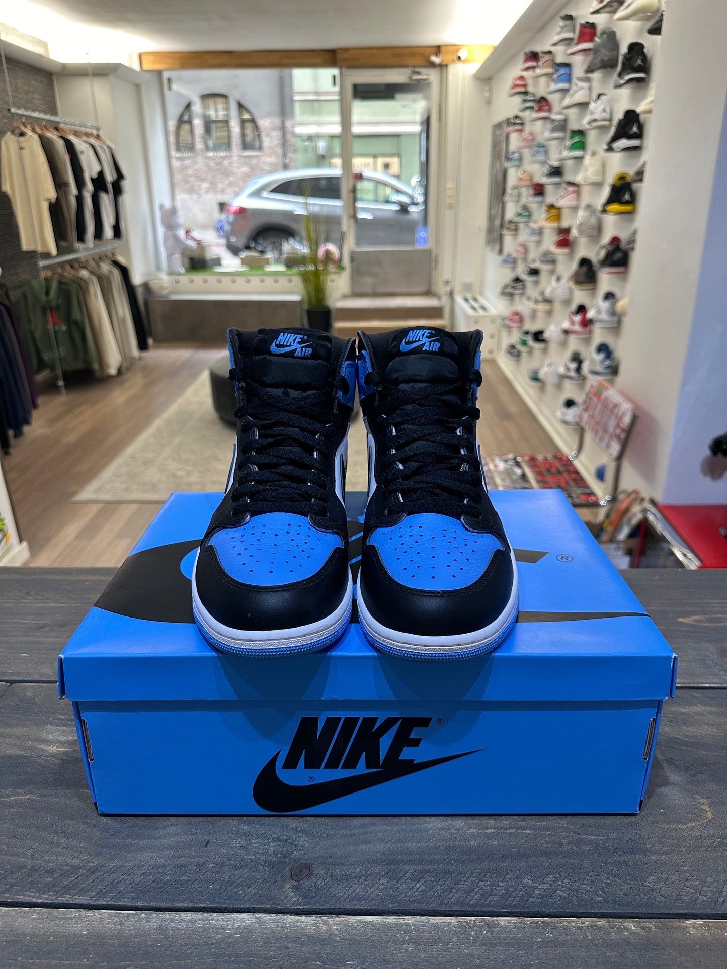 Jordan 1 Retro High OG UNC Toe (Eu: 45)