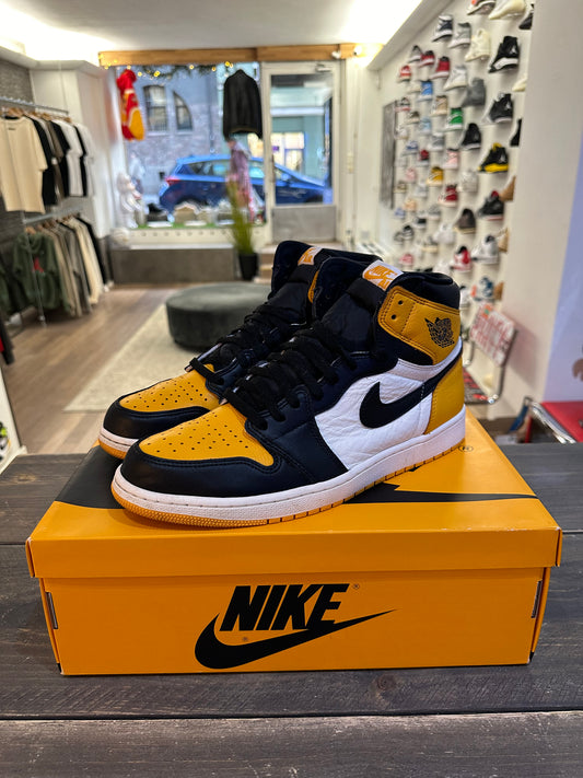 Jordan 1 Retro High OG Yellow Toe (Eu:47,5)